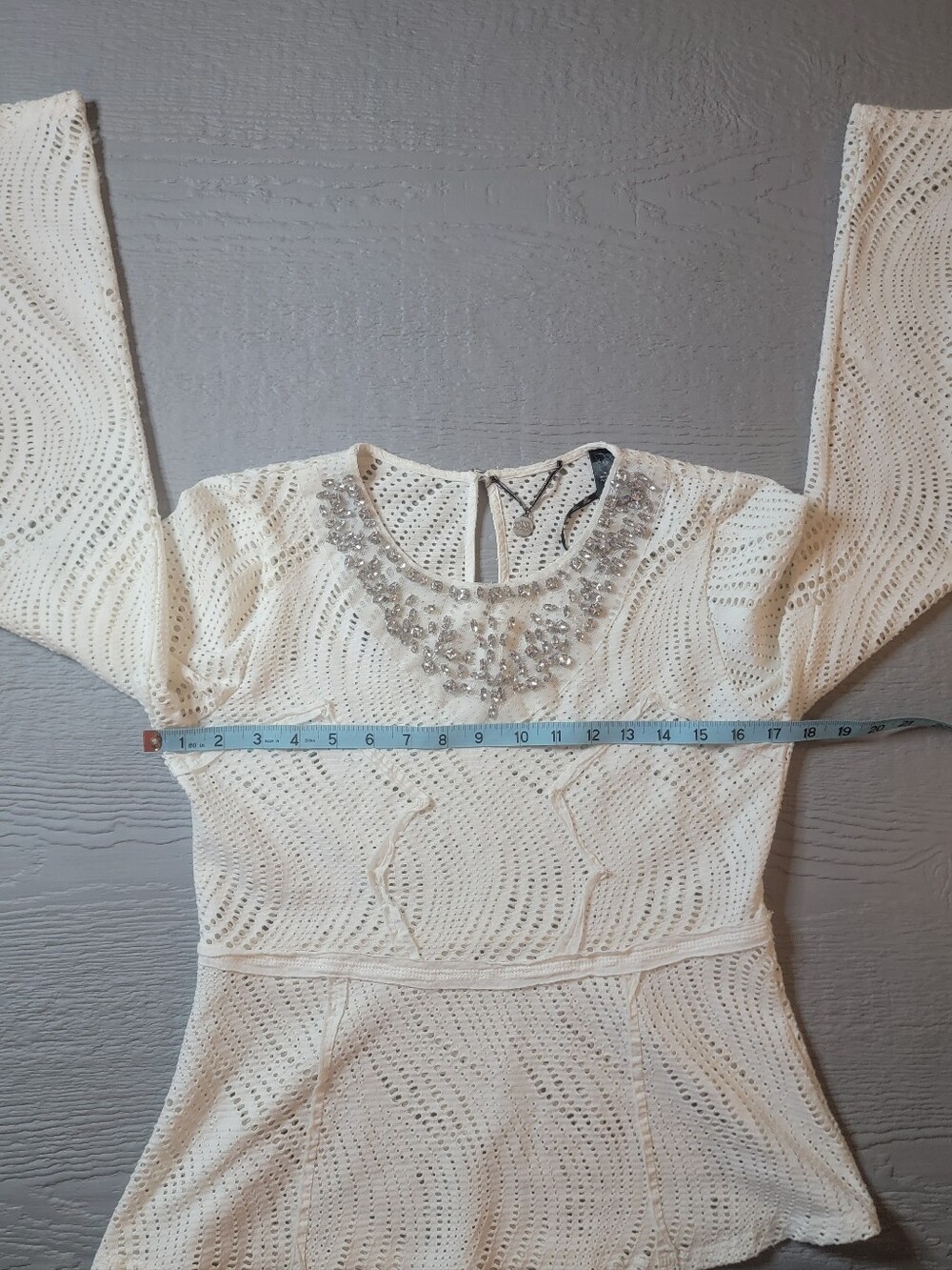♡BKE Boutique Embellished Rhinestone Ivory Lace Long-Sleeve Blouse C-21